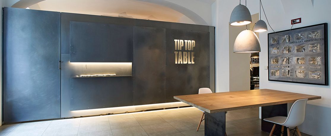 Tip Top Table, Wien